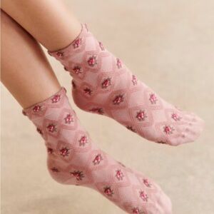 ISO Sezane Julia socks